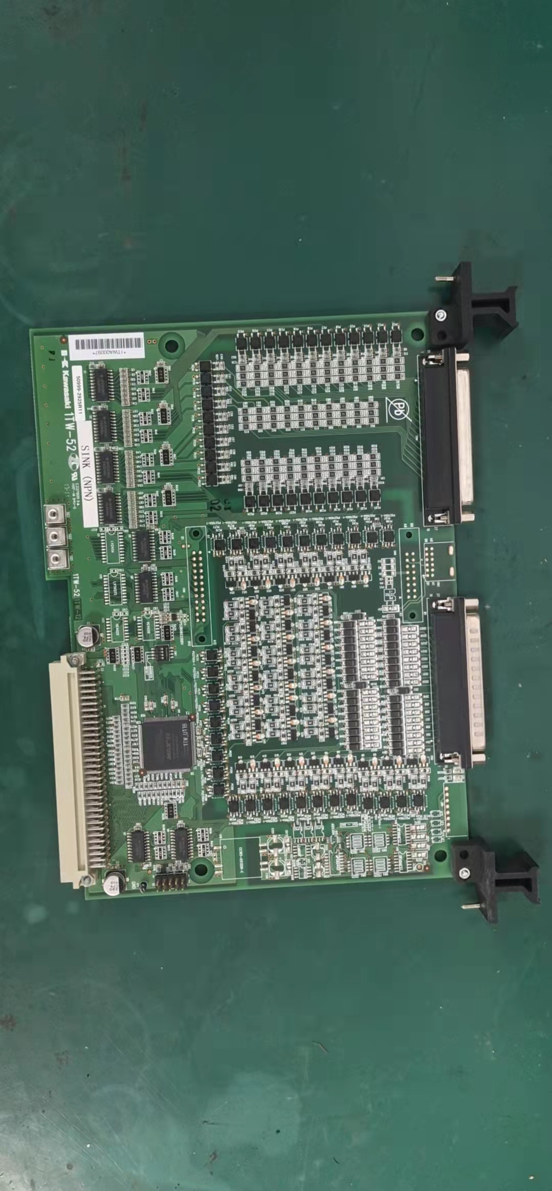 ����C���� 1TW��